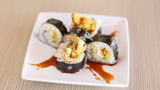 Rowena Roll.