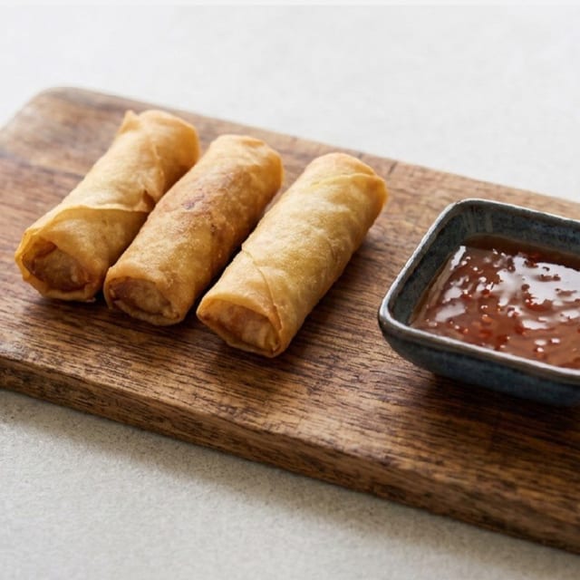 Vegetable Egg roll (3pcs).