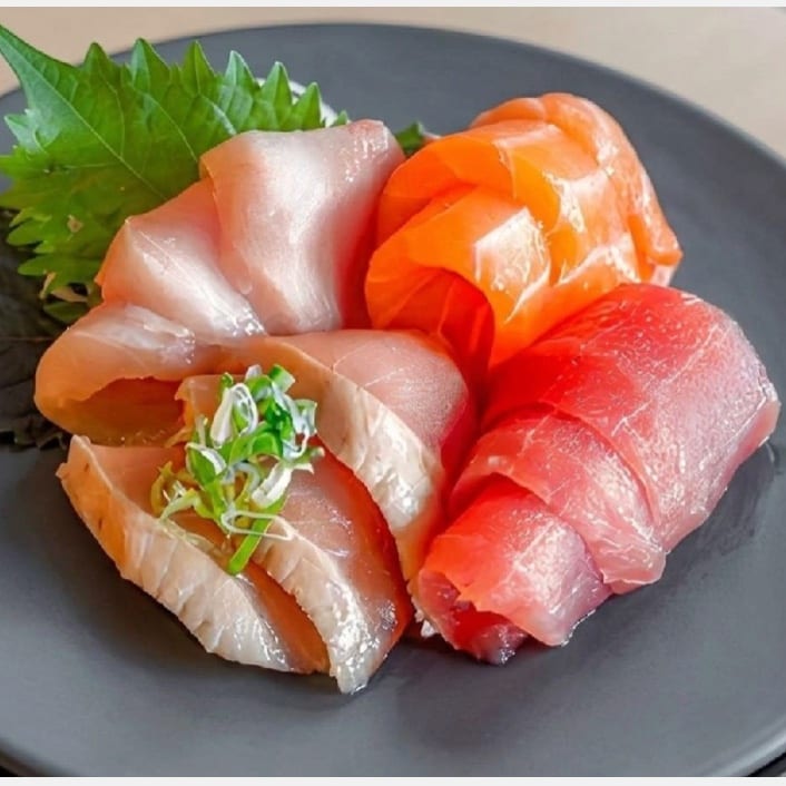 Deluxe Sashimi.