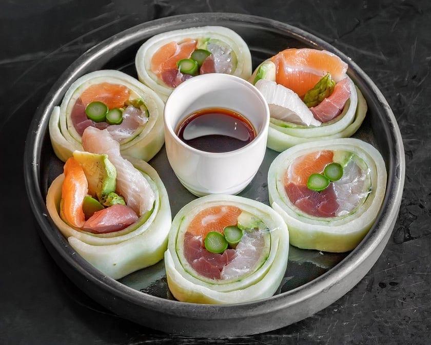 Nue Roll.